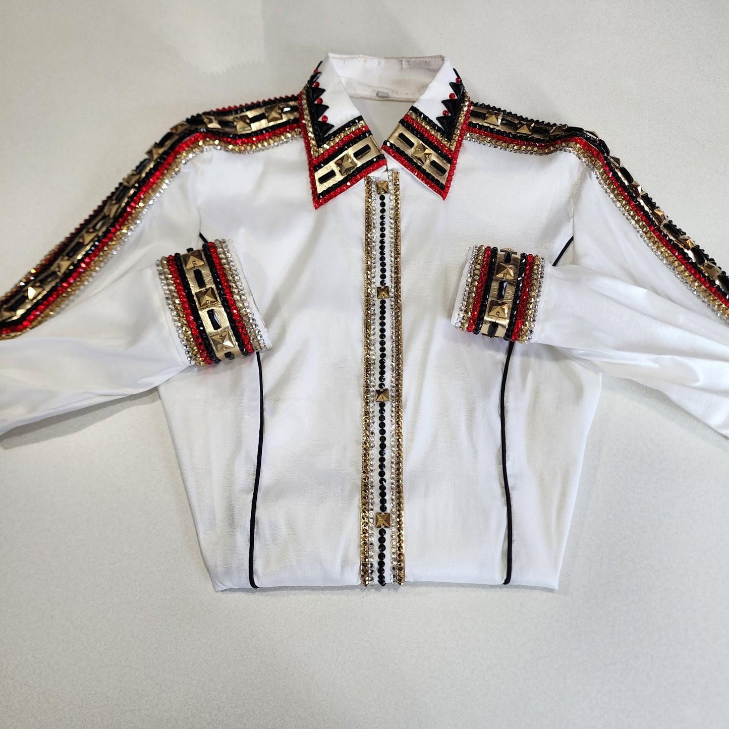 Large white stretch taffeta day shirt