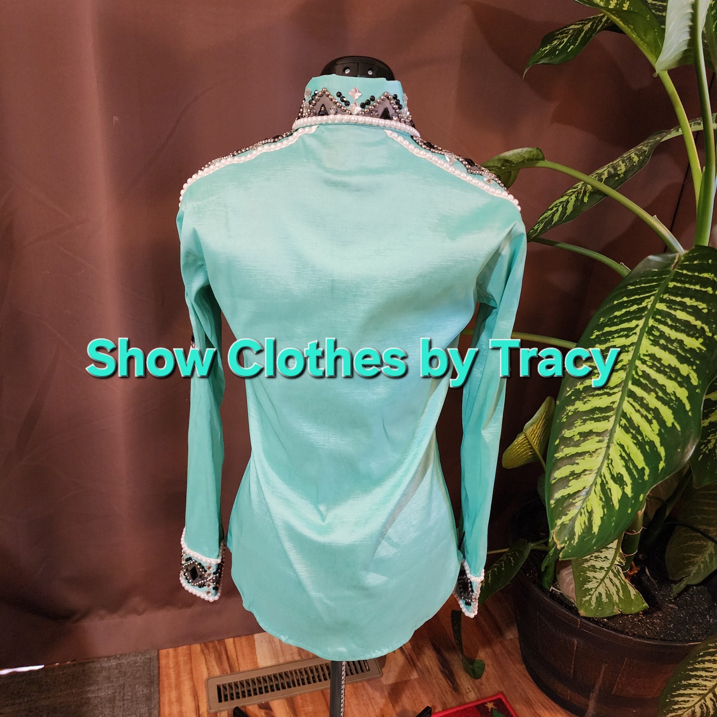 A Small Mint taffeta day shirt