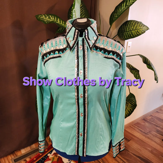 A Large Mint taffeta day shirt