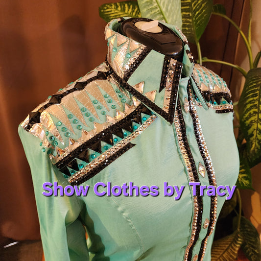 A Large Mint taffeta day shirt