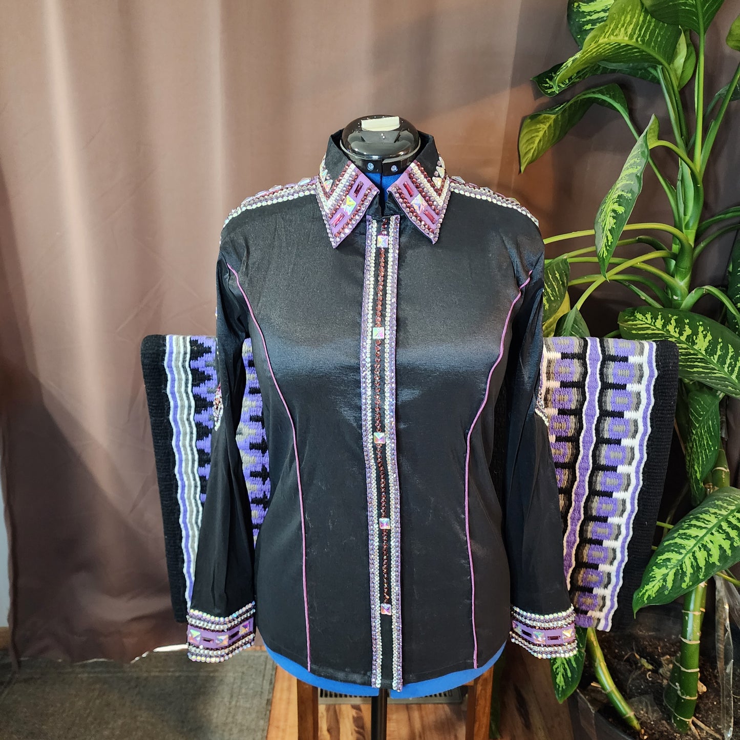 Large Black stretch taffeta day shirt