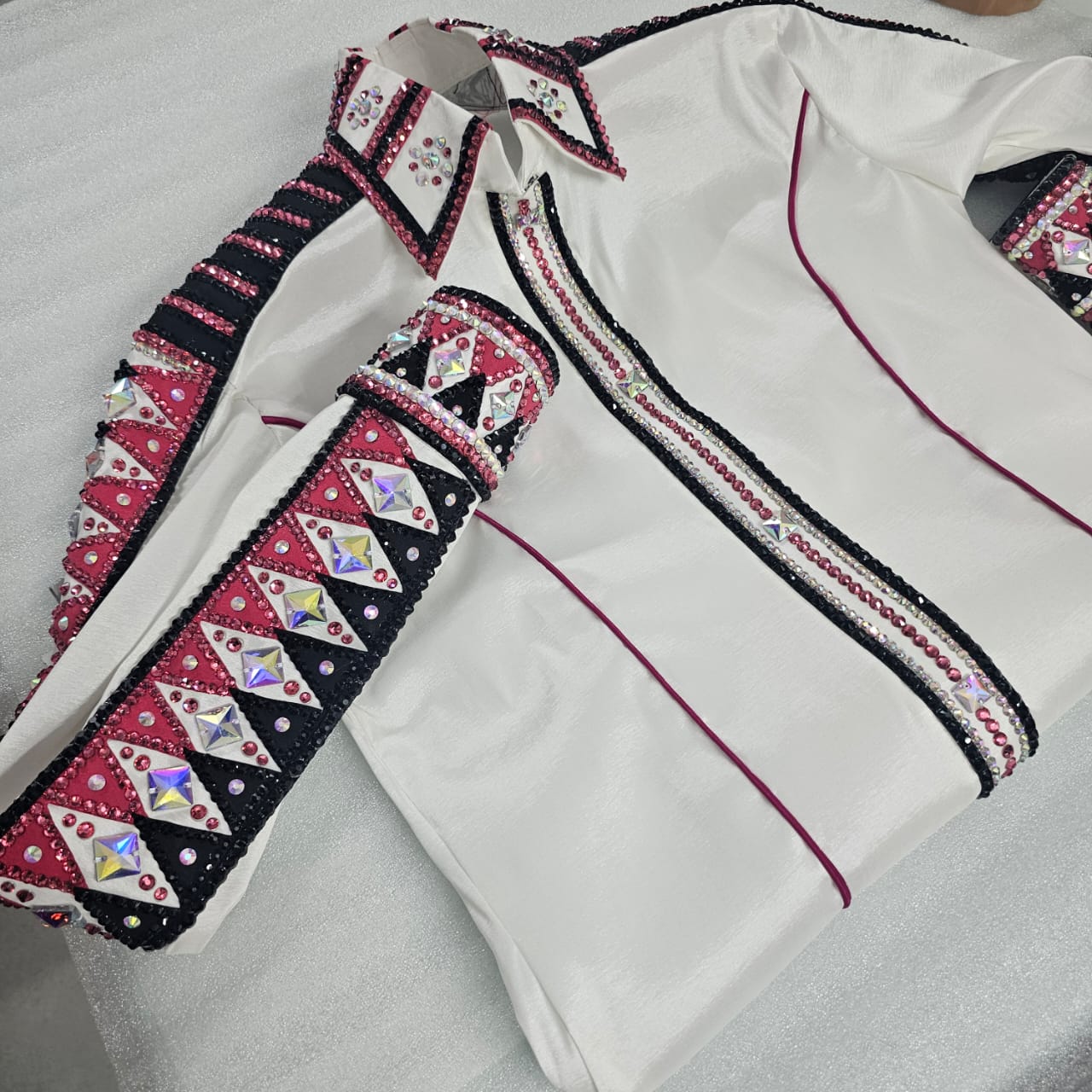 Medium White stretch taffeta day shirt