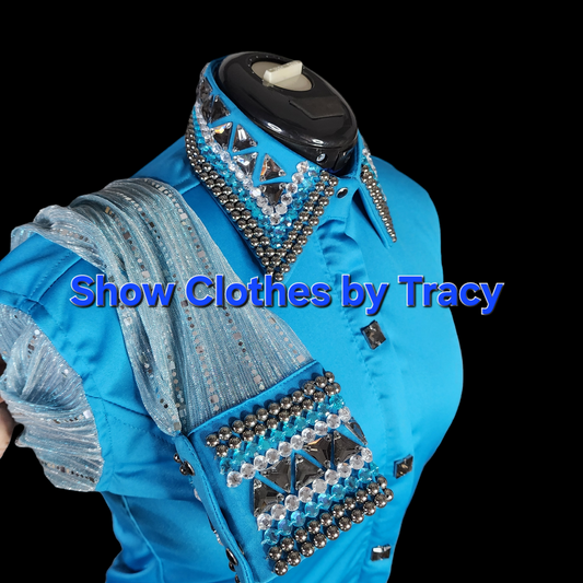 A Large turquoise sheer sleeve day shirt