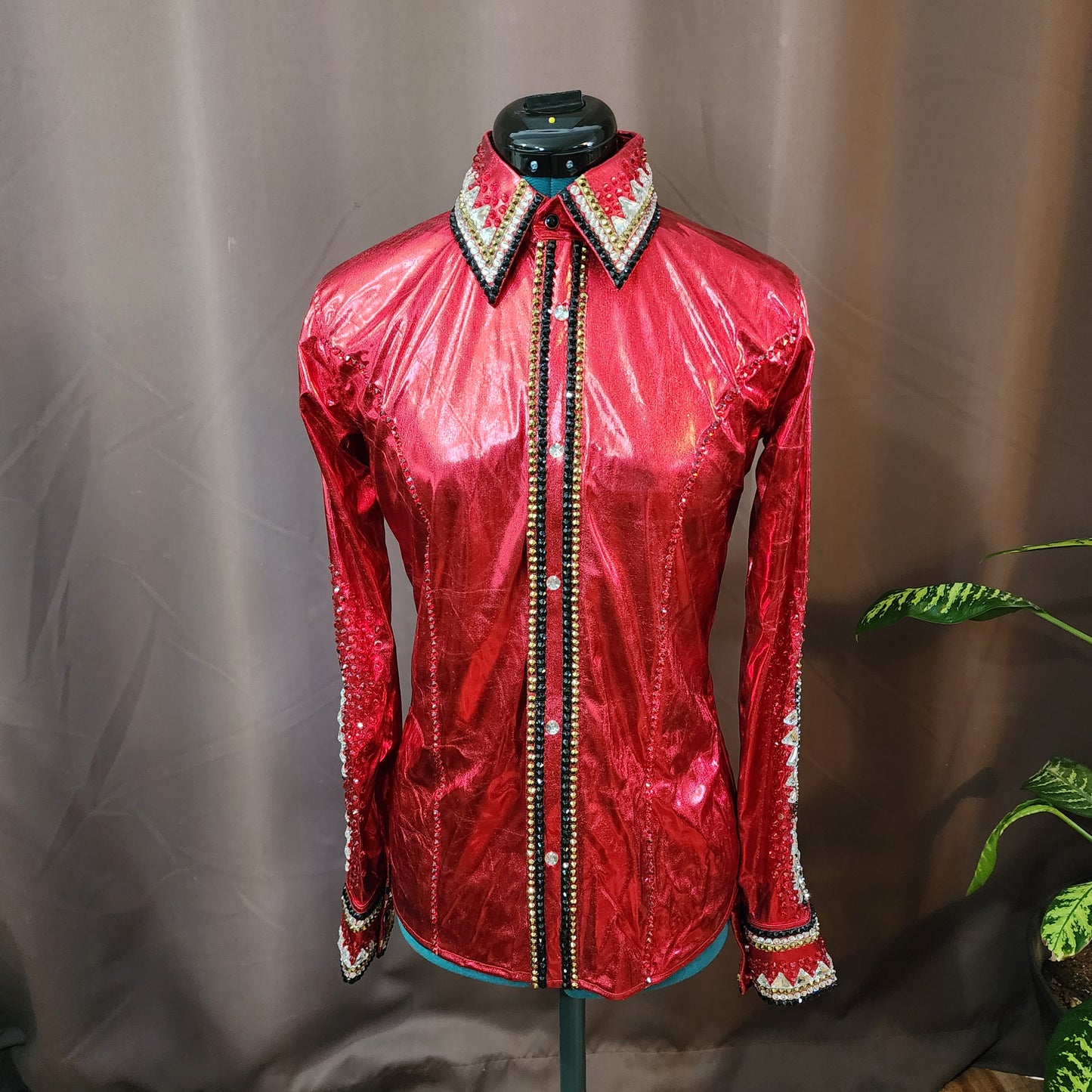 Small Metallic Red stretch day shirt