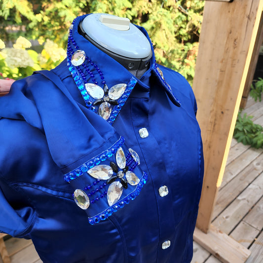 A XL Blue Stretch Taffeta Day shirt